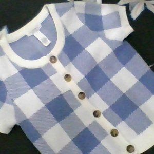 Blue and white shirt.M(7/8)